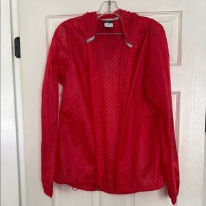 Vibrant Red Running Jacket with Full-Length Zipper